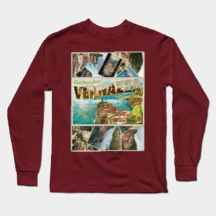 Greetings from Vernazza Cinque Terre Vintage style retro souvenir Long Sleeve T-Shirt